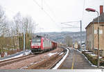 Lok 4002 der 2216 Société Nationale des Chemins de Fer Luxembourgeois (CFL) durchfährt mit einem gemischten Güterzug am 3.