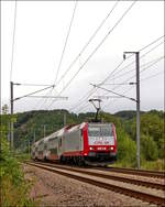 - Vorlufiger Ende des Sommers - Der Wetterumschwung kndigt sich an, als der CFL Wendezug, gezogen von der 4016, als baustellenbedingter Pendel zwischen Ettelbrck und Troisvierges auf dem  falschen  Gleis in Erpeldange/Sauer am 26.08.2018 an mir vorbei fuhr. (Jeanny)