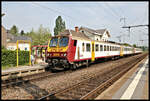 ET 2009 fährt hier als Doppeleinheit aus Roodt sur Syre am 22.05.2023 um 10.55 Uhr nach Luxembourg weiter.