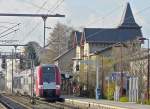Der Triebzug 2211 fotografiert am 19.12.08 bei der Ausfahrt aus dem Bahnhof von Ptange in Richtung Luxemburg via Dippach.