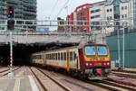 Lokalzug verlässt den Bahnhof Luxembourg Richtung Norden. Luxembourg, 9.3.2023