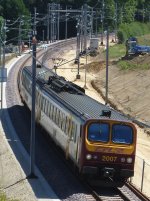 Luxemburg, CFL Z2 2007 auf der Strecke Luxemburg-Petingen zwischen Leudelingen und Dippach, whrend des zweigleisigen Ausbaus dieser Strecke, 02.06.2011