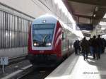 Sonderzug zur Cavalcade (Fastnachtsumzug) in Diekirch steht zur Abfahrt im Bahnhof von Luxemburg bereit und, wie man sieht, herrschte groer Andrang. 03.02.08 