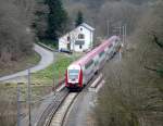 RB 3216 durchfhrt das Tal der Wiltz aus Richtung Kautenbach in der Nhe von Merkholtz am 08.04.08.