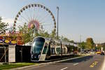 Eingleisig vorbei an der Kirmes - Die CAF Urbos von LUXTRAM S.A.