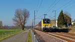 Die CFL 3003 zieht den IC 112 Liers-Luxembourg ber die Nordstrecke zwischen Mersch und Lintgen.