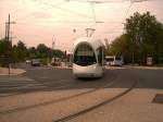 Futuristische Stra�enbahn, Lyon Sept.2005   ...