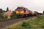 M62 304 mit G�terzug bei Repcelap (15.10.2009)  ...