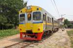 Mae-Klong-Linie 1213 am 27.M�rz 2010 im Bf. Ban Laem.