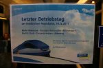 Hinweisschild f�r Reisende am ...  Maik Nevermann 08.01.2012
