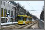 An der Kastanienstra�e konnte ich einen Niederflurwagen mit Vollwerbung festhalten. ...