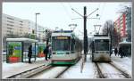 magdeburg Kreuzung zweier Niederflurwagen an der Halstestelle ... hmmm d�rfte wohl klar sein oder? ;-) (Wer nich lesen kann: Klosterwuhne)