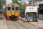 Mahachai-Linie 1248 bei der Einfahrt in den Bf. Mahachai am 27.M�rz 2010.