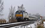 MaK DE 2700 DE 2700-10 am 23.12.2009 mit einer NOB nach Westerland bei Wilster.