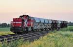 MaK 1700 BB DH 703 mit Güterwagen im Abendlicht kurz ... MaK 1700 BB DH 703 mit Güterwagen im Abendlicht kurz ...