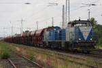 RTB V107 und RTB V104 am 5.7.10 mit einem Schotterzug ...