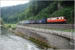 mariazellerbahn-st-polten---mariazell Dieses Bild zeigt den R 6805/04, der am 19.7.2010 von der 1099 004 bespannt wurde, kurz vor dem Wei�enburg Tunnel.