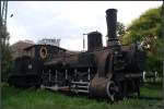 MAV 326 Die Dampflokomotive 326.136 der M�V ist heute als Denkmal ausgestellt beim Bahnhof von Debrecen; Foto aufgenommen am 18. Juni 2010.