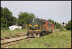 Diesellok 661-234 ist am 20.5.2017 nachmittags mit dem Gegenzug von Skopje nach Pristina in den Kosovo unterwegs.