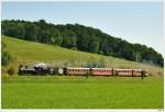 mh Dampflok Mh.6 mit dem Panoramic 760 alias R19259 nach Mariazell. Hier vor Mainburg, 4.7.2010.