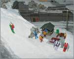 Nachdem Glühwein nicht mehr leere Worte, sondern in Flaschen abgefüllt, auf Genießer wartet, bevölkert sich der kleine Aprés Ski Platz zu sehens.
21. Jan. 2016