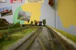 Modellbahn Spur H0 von Wolfgang Grimm Ein G�terzug der WLB f�hrt auf der zweigleisigen Hauptbahn in Richtung Schattenbahnhof
