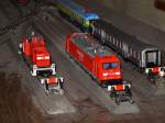 Modellbahn von Christian Maier Die 185 260 und die 290 029 im Rangierbahnhof wehrend sie auf Arbeit warten.
