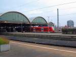 Aus der Bahnsteighalle lugt ...  Andreas Strobel 30.11.2010