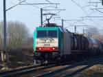 Cobra 186 202 f�hrt am 31.03.2009 mit einen Kesselzug von ...