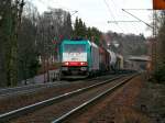 Montzenlinie Aachen-Montzen-Vise Cobra-Lok 2811 arbeitet sich mit einem relativ kurzen G�terzug die Rampe am Gemmenicher Weg hoch in Richtung Belgien. Aufgenommen am 27/02/2010.