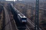ES 64 F4 - 211 zieht am 03.03.10 einen Kesselwagenzug ...