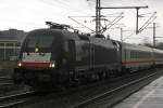 mrce-mitsui-rail-capital-europe Gerade als ES 64 U2-001 mit IC 2862 am 13.3.10 durch Wuppertal Vohwinkel kam begann ein heftiger Regenschauer