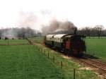 2 (MBS) mit Dampfzug 133S Haaksbergen-Boekelo bei Haaksbergen am 22-4-2001. ...