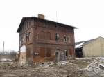 Der Rest vom Geb�ude der ehemaligen Lokleitung im Bw Naumburg; ...