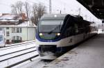 neb-niederbarnimer-eisenbahn VT 738 der NEB steht am 30.01.10 am S-Bahnhof Karow und wartet auf die Abfahrt nach Gro�-Sch�nebeck.