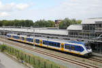 Nederlandse Spoorwegen-Triebzug 2455 am 6. September 2015 im Bahnhof s'-Hertogenbosch.