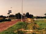 Die letzte Tage der Gterbahnstrecke Groningen-Drachten. Die alte Strecke bei Rottevalle am 1-9-1987. Seit 1988 sind die Gleise enfernt. Bild und scan: Date Jan de Vries. 
