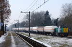 275 632 von Captrain fährt mit einem Gaszug aus Geleen-Lutterade(NL) nach Sloe(NL) und fährt in Richtung Sittard(NL).