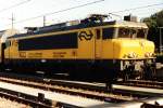 1622 auf Bahnhof Hoorn am 5-8-1995. Bild und scan: Date Jan de Vries.