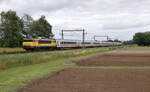 NSI 1746 als Zug 144 nach Amsterdam, Dijkershoek 7. Juli 2022.