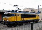 Da steht Sie, Lok 1758 der NS quasi doppelt gebgelt im Bahnhof von Venlo und harrt der Dinge die noch kommen.