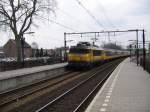 NS 1850 mit IC 854 Maastricht-Haarlem. Bahnhof Beek-Elsloo 14-03-2005