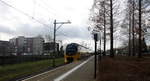 Ein Holländischer Doppeldecker aus Maastricht(NL) nach 's-Hertogenbosch(NL) und fährt durch Geleen-Lutterade und fährt in Richtung Sittard(NL).