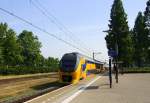 Ein Holländischer Doppeldecker aus Alkmaar(NL) nach Maastricht(NL) und fährt durch Geleen-Lutterade und fährt in Richtung Maastricht(NL).