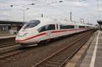 406 552-0  Arnhem  und 403 061-5  Celle  passieren am 3.7.2017 auf dem Weg als ICE201 von Köln Hauptbahnhof nach Basel SBB den Bahnhof Köln Messe/Deutz.