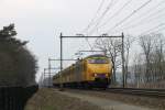 Plan V 452 und 471 mit Regionalzug 9637 Nijmegen-Deurne bei Vlierden am 1-4-2013.