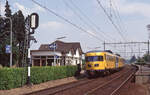 NS 179 als Zug 3738 von Aachen Hbf nach Maastricht bij durchfahrt im Bahnhof Houthem-Sint Gerlach am 23.05.1992, 14.36u. Scanbild 5900, Fujichrome100.