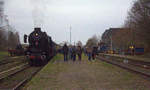 01 1075 von SSN steht in Simpelveld(NL) mit einem Sonderzug aus Schin-op-Geul(NL) nach Simpelveld(NL).