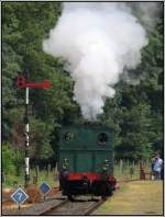 Die kleine Anna machte mchtig Dampf bei der Scheinanfahrt in Simpelveld.
Sie war zu Gast beim Jubilumsfest der ZLSM  zum 25 jhrigen Bestehen der Museumsbahn in den Niederlanden im Juli 2013.