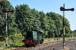 Die kleine Lok 65 der ZLSM nähert sich dem Bahnhof Simpelveld.